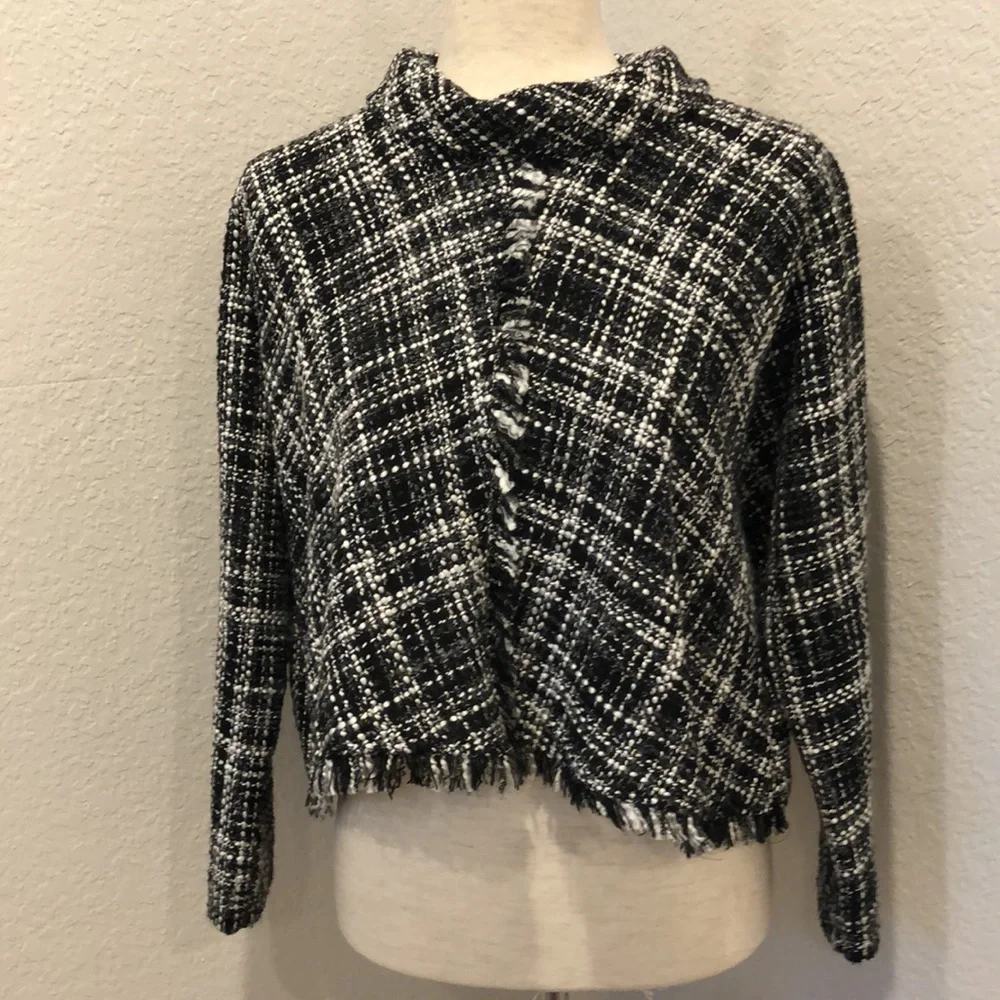 ❌ SOLD ❌Zara Women’s Tweed Pullover (S) - Picture 2 of 7